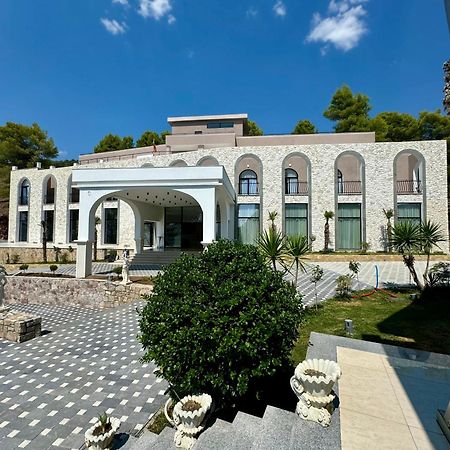 Hotel Panorama & Spa Elbasan Esterno foto