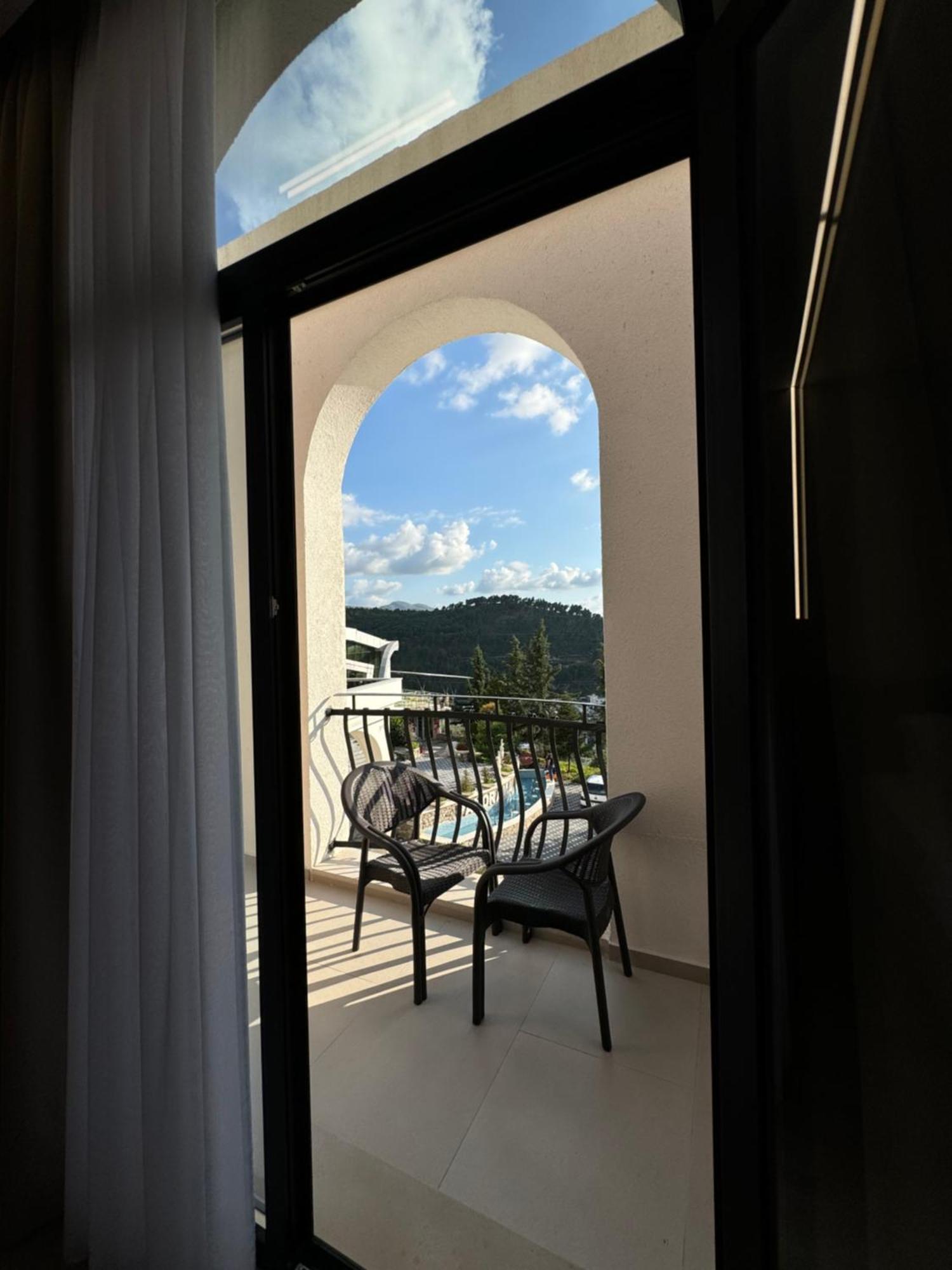 Hotel Panorama & Spa Elbasan Esterno foto